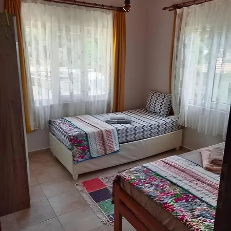 Apartament Milda Ayvalı